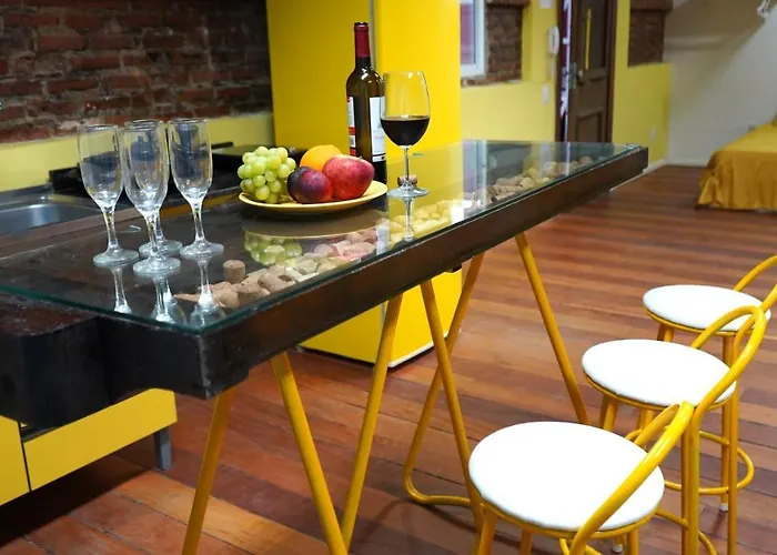 Loft Amarelo Tematico Prox Ao Shopping Bourbon Ipiranga Apartment Porto Alegre