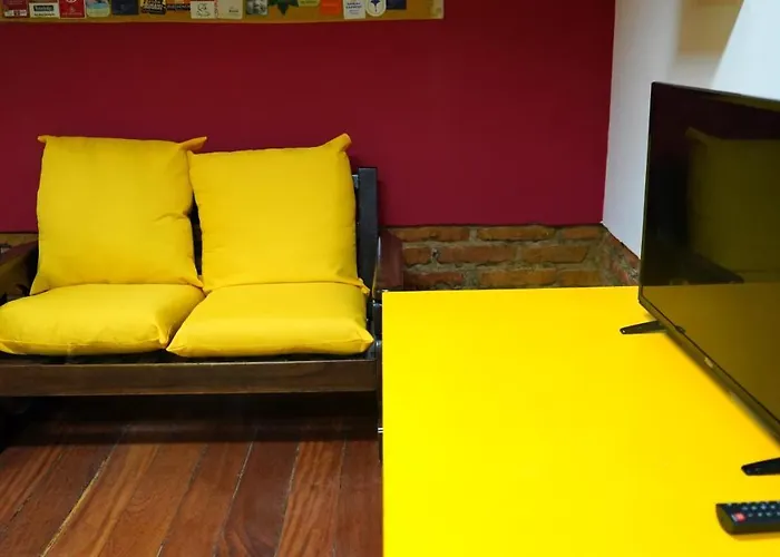 Apartment Loft Amarelo Tematico Prox Ao Shopping Bourbon Ipiranga Porto Alegre
