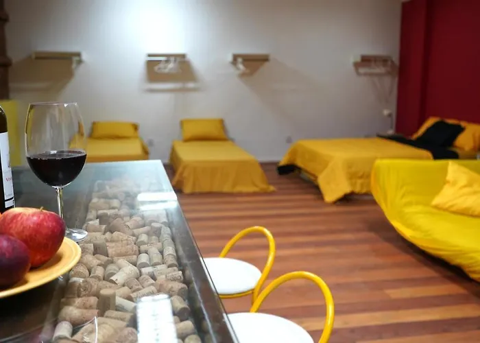 Loft Amarelo Tematico Prox Ao Shopping Bourbon Ipiranga