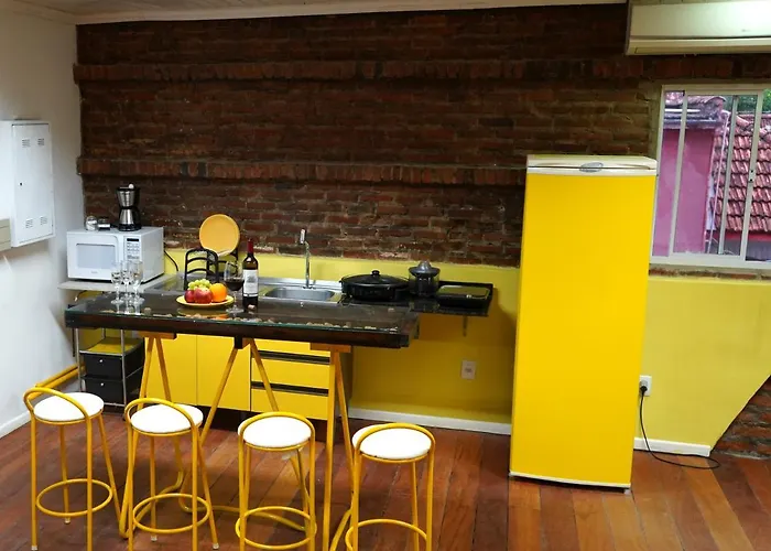 Loft Amarelo Tematico Prox Ao Shopping Bourbon Ipiranga Apartment Porto Alegre