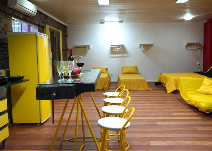 Loft Amarelo Tematico Prox Ao Shopping Bourbon Ipiranga Apartment